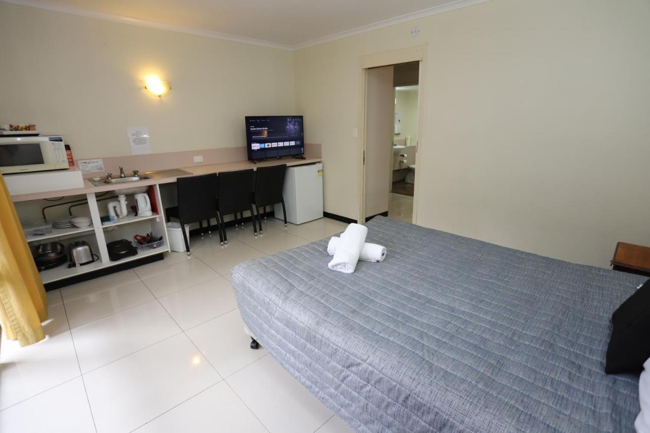 Miners Lodge Motor Inn Mackay Esterno foto