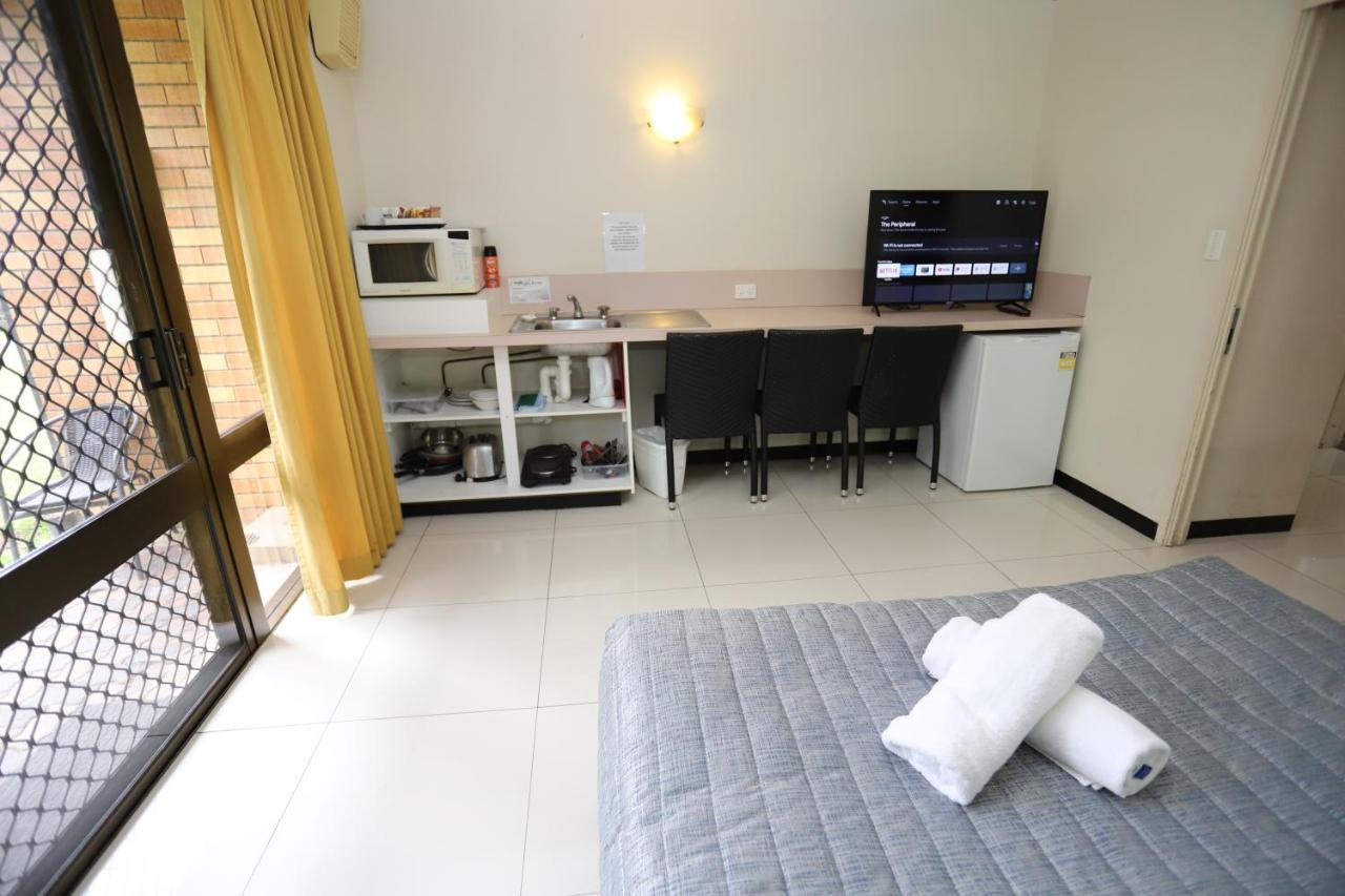 Miners Lodge Motor Inn Mackay Esterno foto