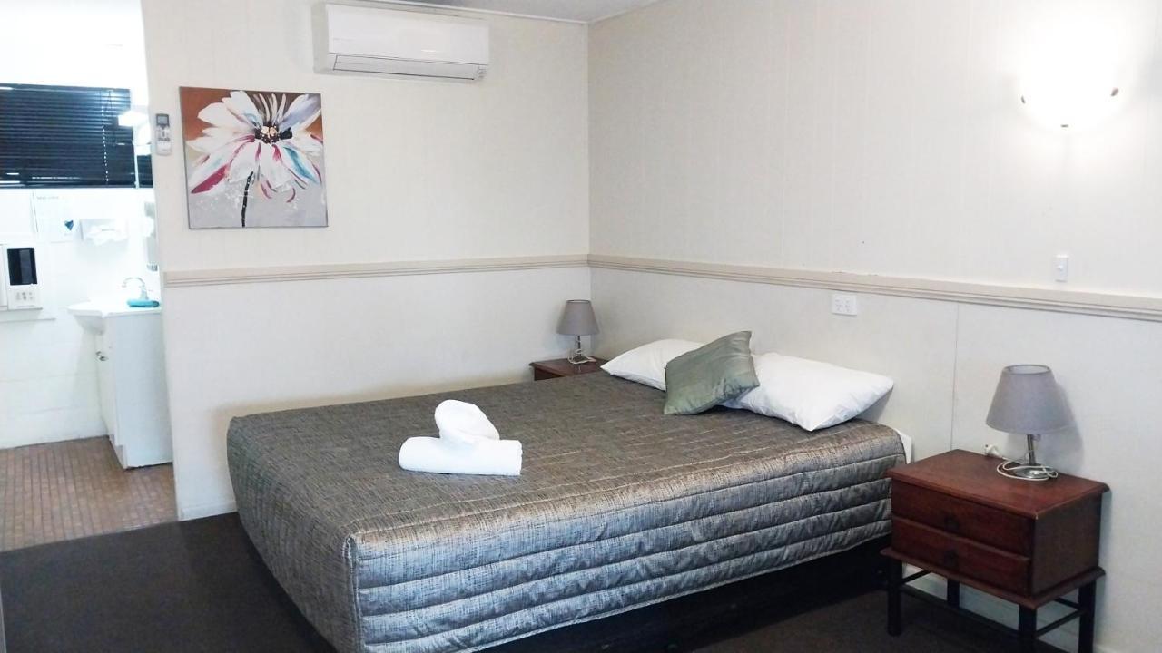 Miners Lodge Motor Inn Mackay Esterno foto
