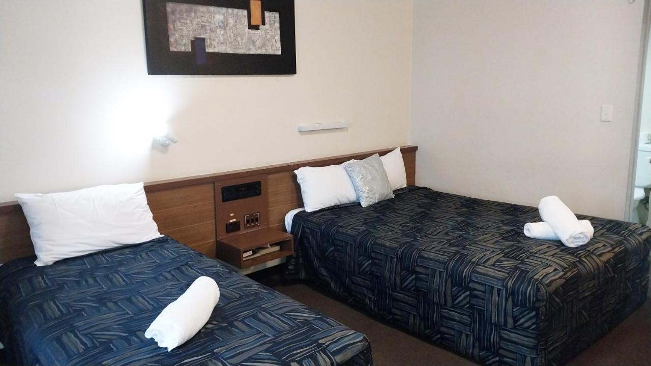 Miners Lodge Motor Inn Mackay Esterno foto