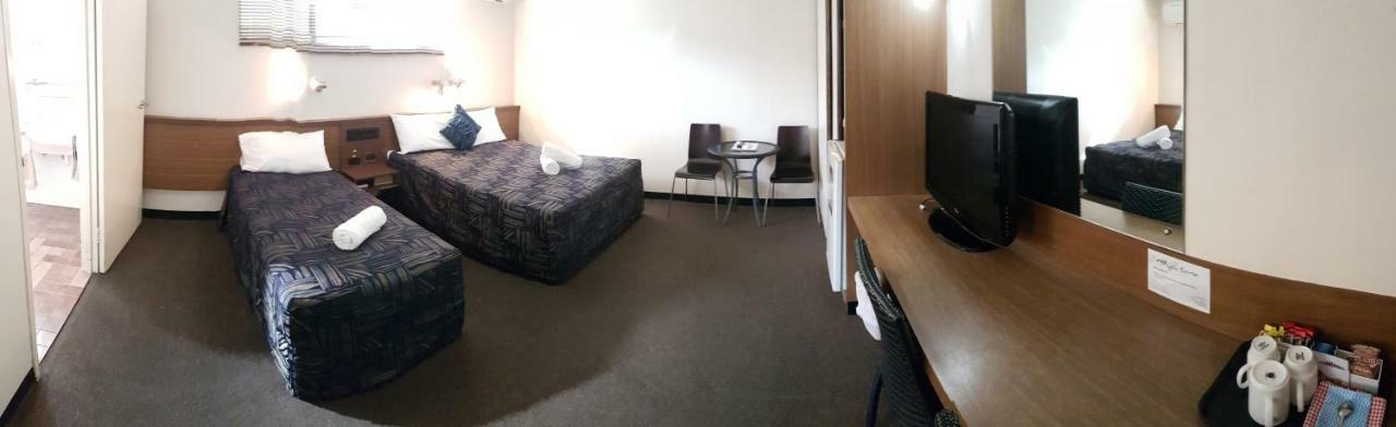 Miners Lodge Motor Inn Mackay Esterno foto